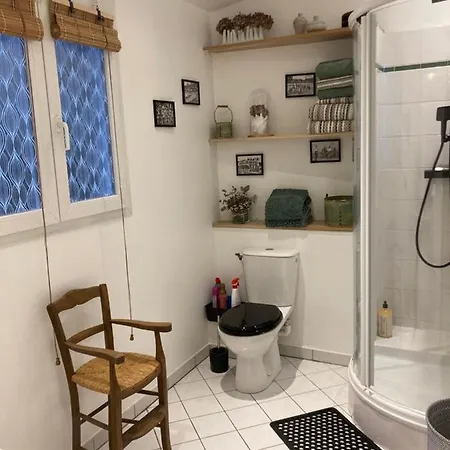 Semesterbostad Chez Violette Évreux